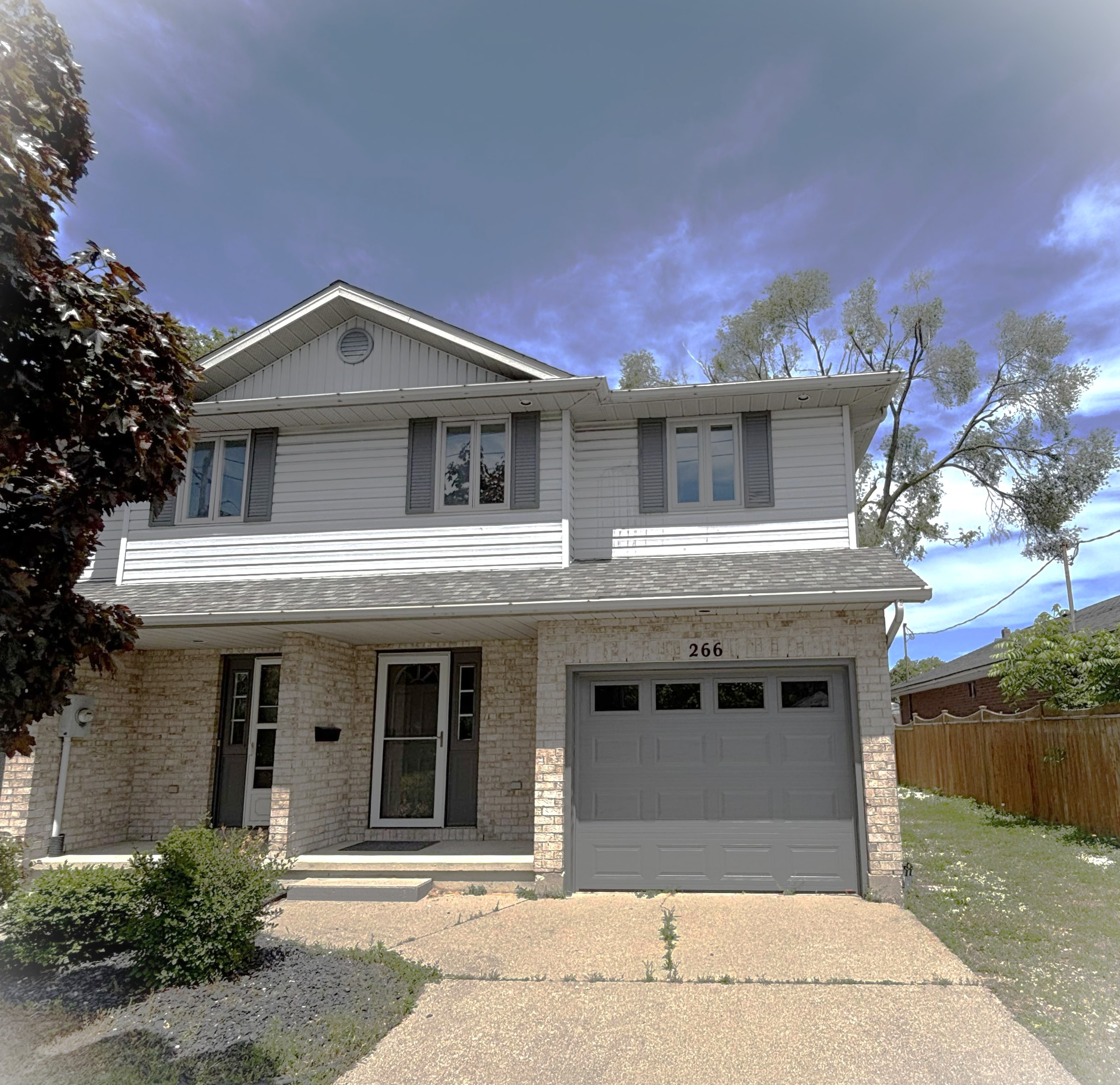 London Rd Townhomes - 266 London Rd, Sarnia, ON N7T 4V8 — photo 1