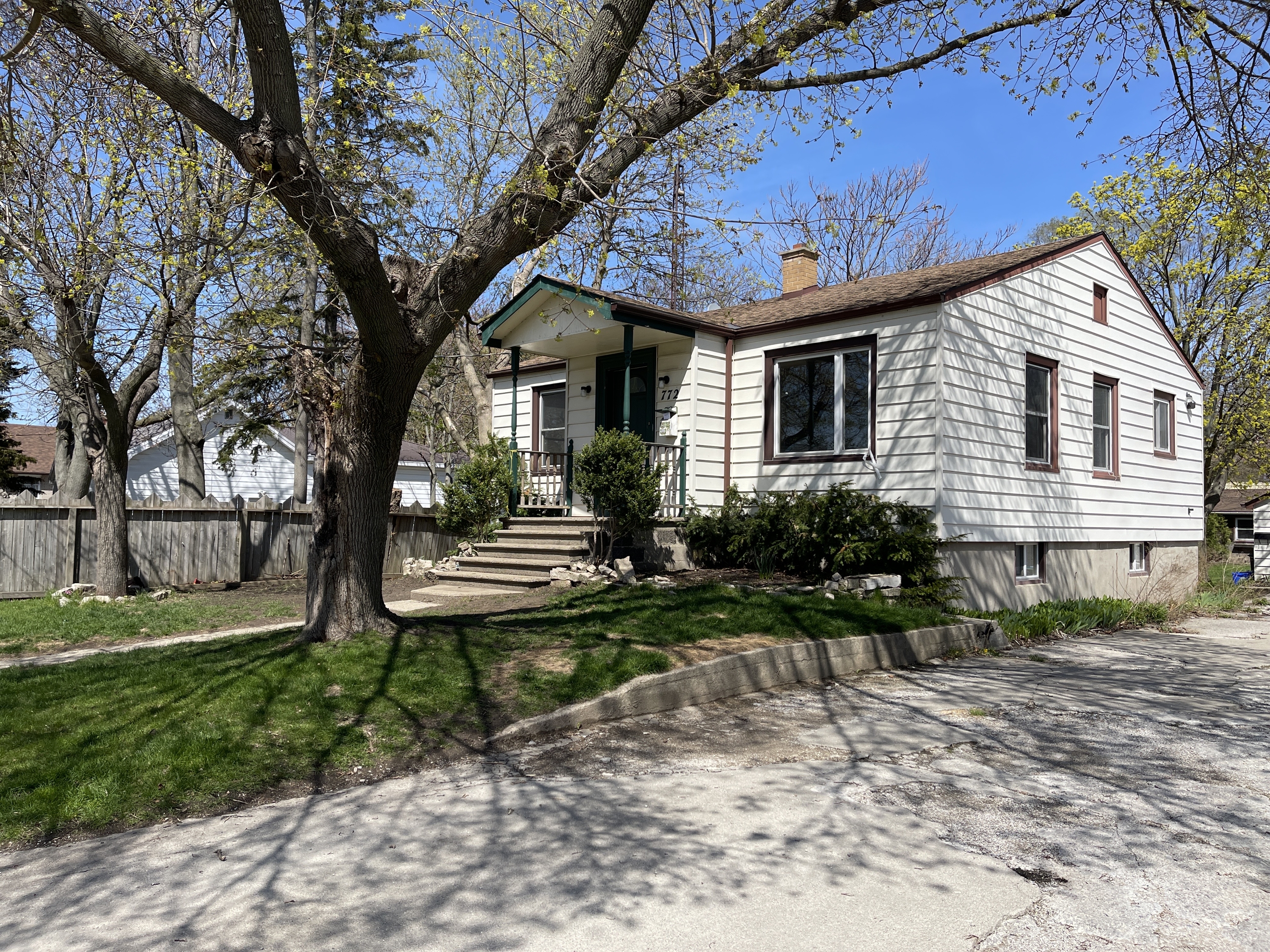 772 Copland Rd - Front, Sarnia, ON N7T 7B5 — photo 1