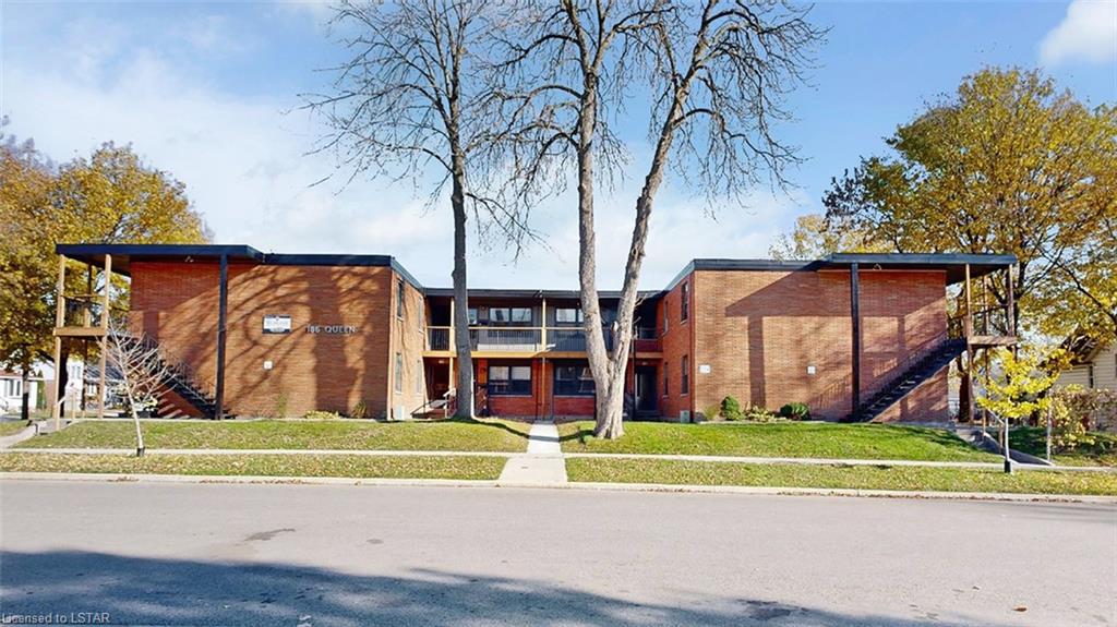 186 Queen St - 14, Sarnia, ON N7T 2R6 — photo 1