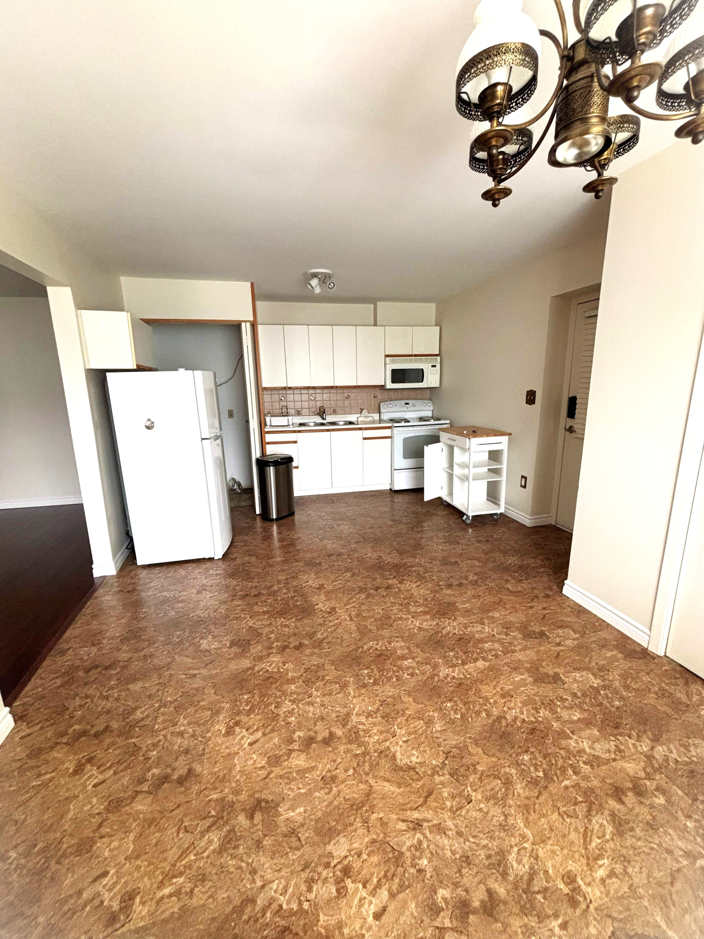 106 Christina Street South ~ - 1, Sarnia, ON N7T 2M6 — photo 1