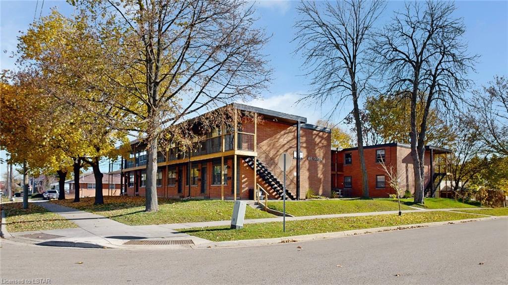 186 Queen St - 27, Sarnia, ON N7T 2R6 — photo 1